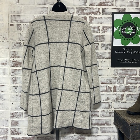 Eileen fisher black cardigan - Picture 4 of 8